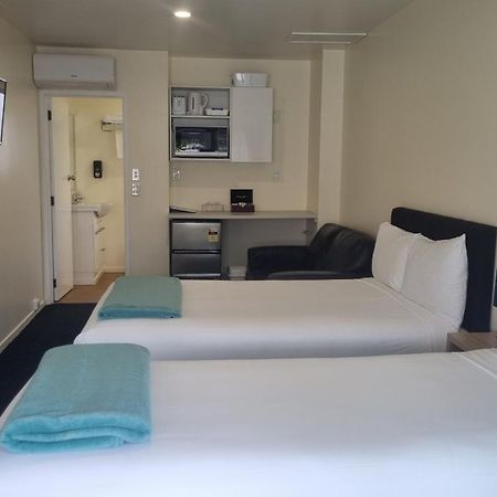 Twin Coast Adventures Motel Kaikohe Екстериор снимка
