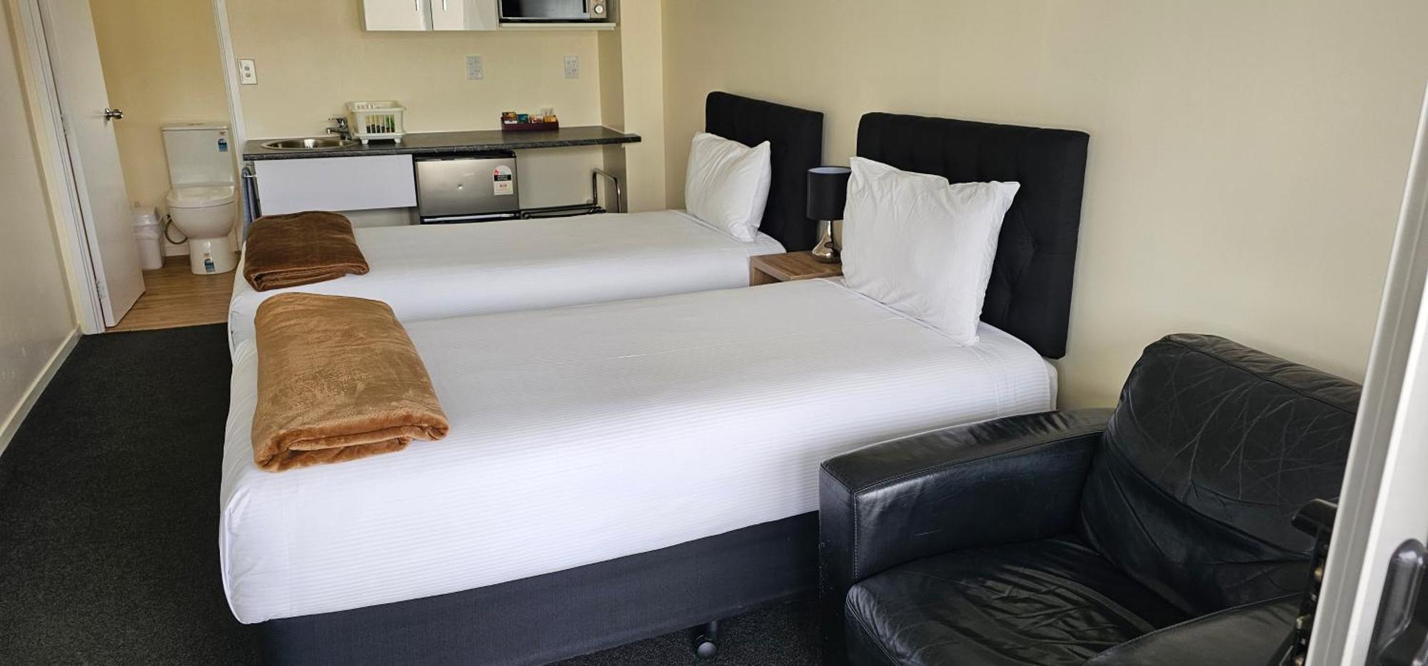 Twin Coast Adventures Motel Kaikohe Екстериор снимка